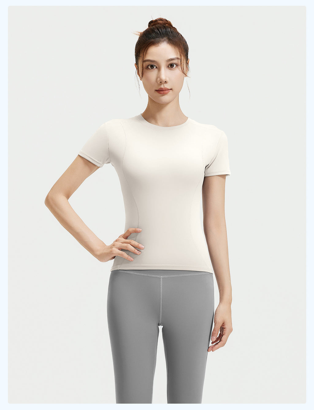 SIHI Women’s Yoga Set, Short-Sleeve Top & Leggings Workout Outfit