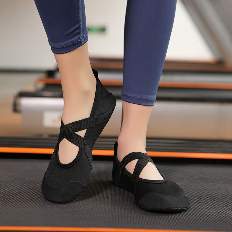 SIHI Women’s Cross-Strap Yoga Shoes, Non-Slip Soft Sole Indoor Fitness Socks