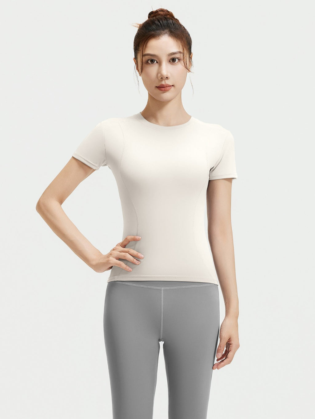 SIHI Women’s Yoga Set, Short-Sleeve Top & Leggings Workout Outfit